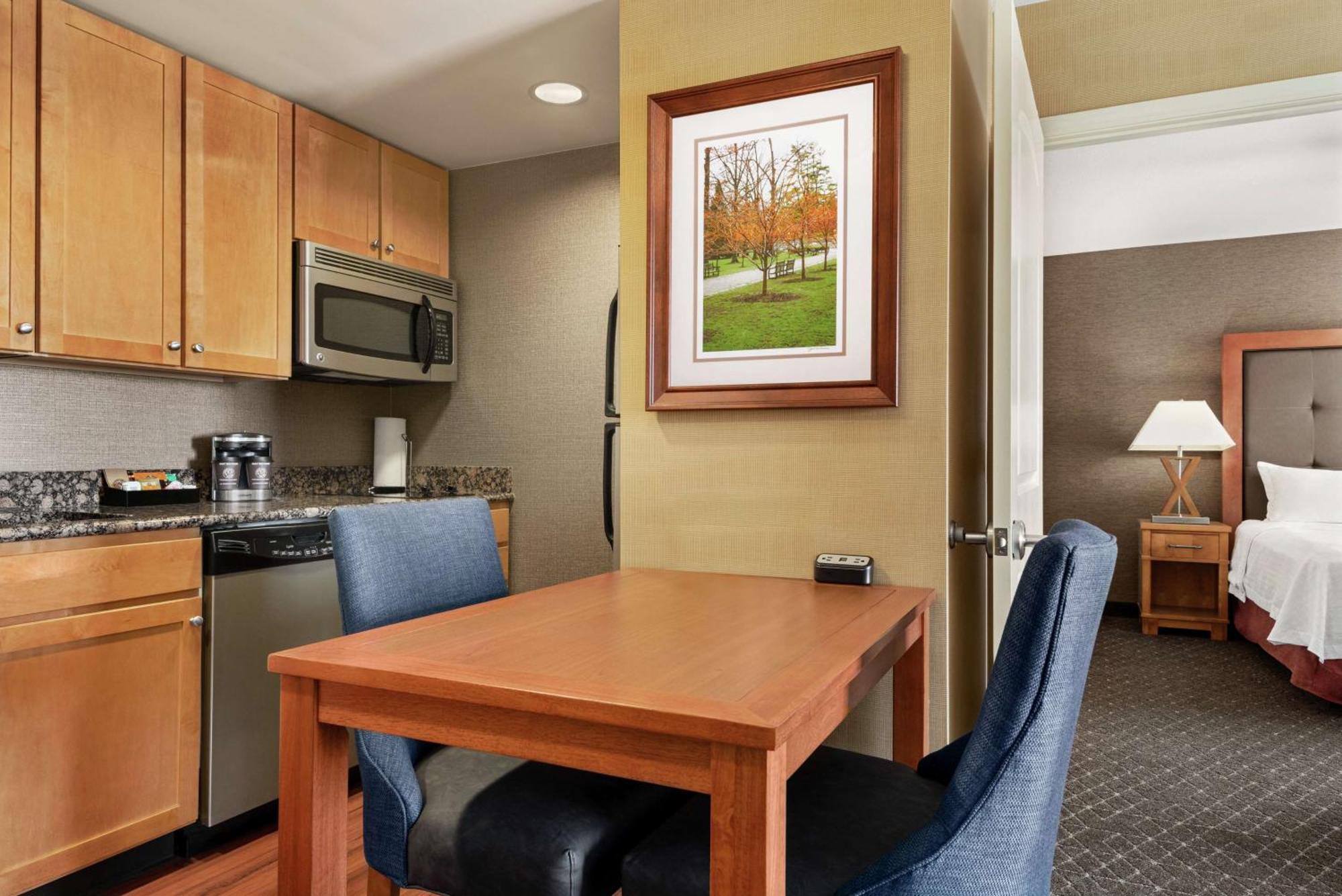 Homewood By Hilton Allentown-west/fogelsville 3*